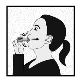 A person using an inhaler

Description automatically generated 
